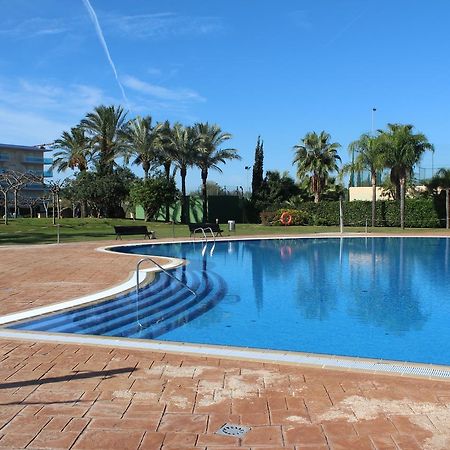 Los Juncos De Pineda Park 萨洛 外观 照片