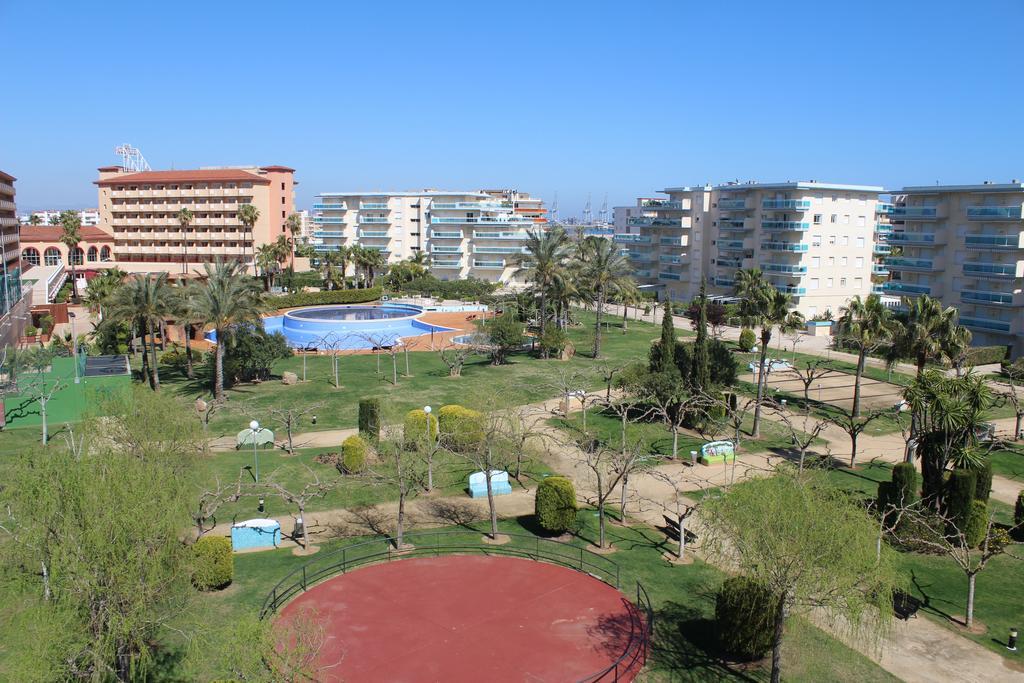 Los Juncos De Pineda Park 萨洛 外观 照片